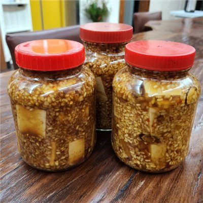 豆腐乳(現場取貨，每瓶250元) 